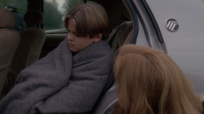 The_X-Files_S03E11_mp41859.jpg