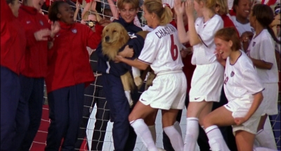 2000_-_Air_Bud_3_World_Pup_mp44673.jpg